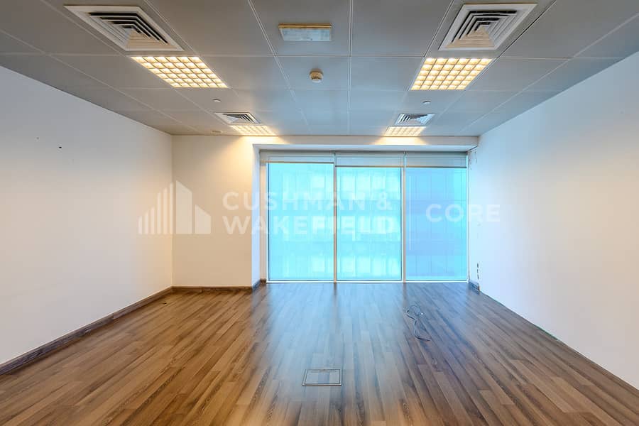 Fitted Office | Sea Views | DED License