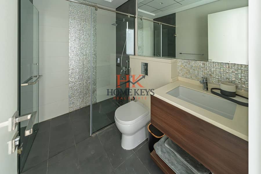 12 1 bed, prime views Meydan, 769 sft (10). jpeg