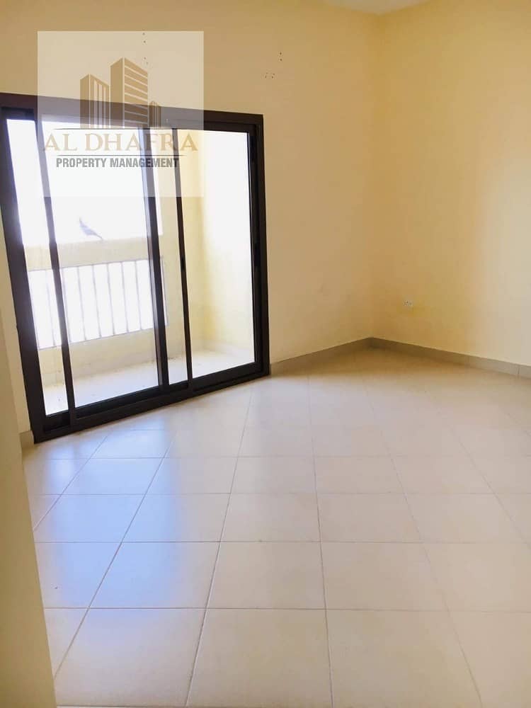 Available at Upper Floor Apt: 2BR & Near to Beach Available at Upper Floor Apt: 2BR & Near to Beach