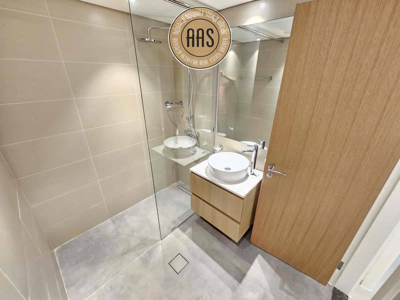 17 bd6ba459-83c0-467e-93b9-f657e6e2dc02. jpg