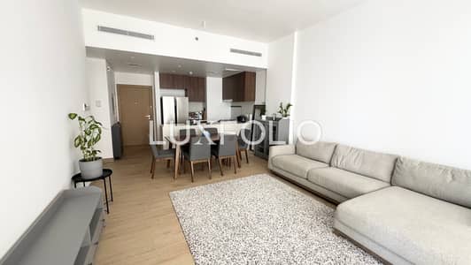 2 Bedroom Apartment for Rent in Jumeirah, Dubai - Sea and Pool View | Fully Furnished | Vacant Now