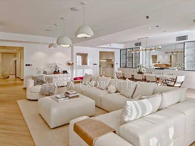 3 Bedroom Apartment for Sale in Palm Jumeirah, Dubai - Exclusive | Fully Renovated | Luxury Living