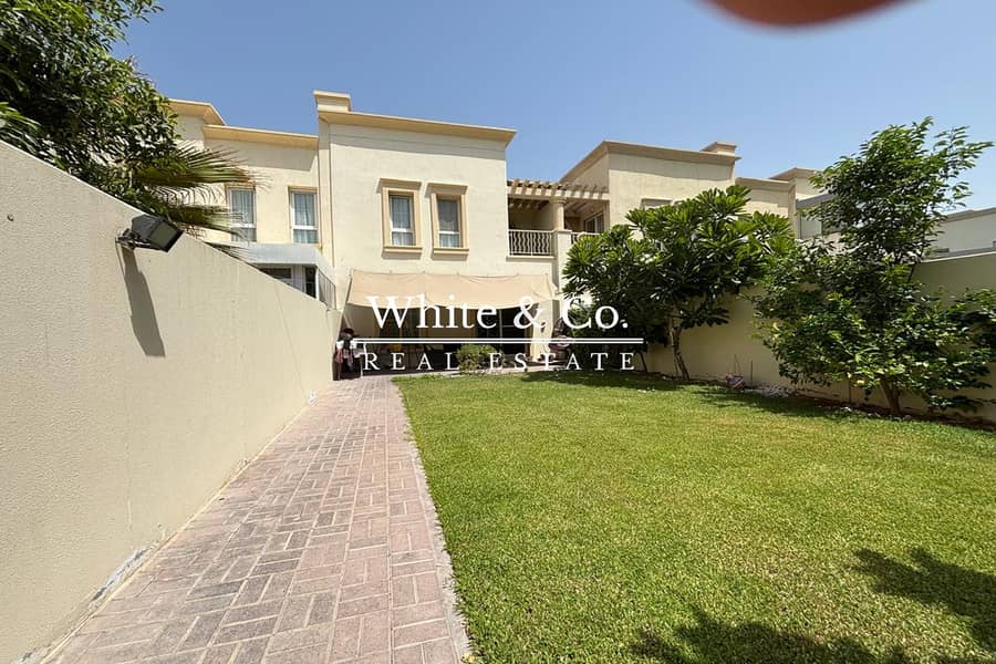 Springs 6 | Stunning Garden | Furnished Springs 6 | Stunning Garden | Furnished