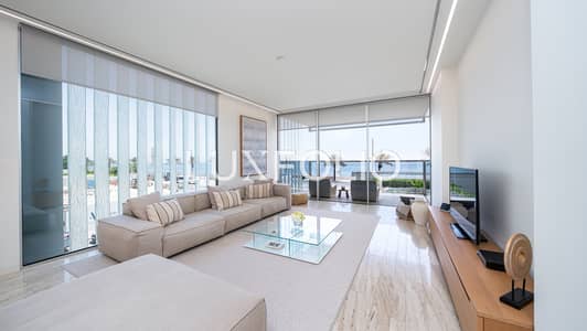 3 Bedroom Flat for Sale in Palm Jumeirah, Dubai - Stunning Example l Rare Corner Example l Vacant & Fully Furnished