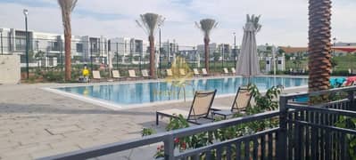 3BR+Maid's Room | Steps Away From Pool & Park | Single Row