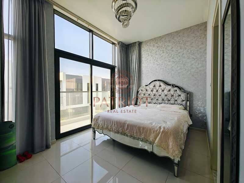 4 c39620de-4803-45ee-aed9-cfbacd2496c4. jpg