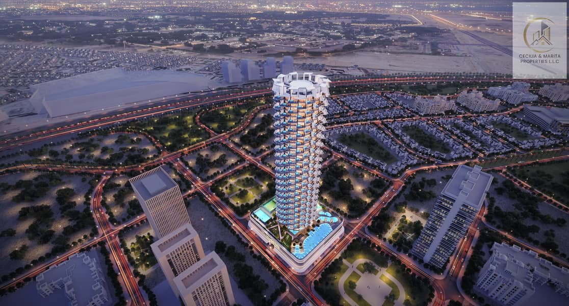 2 Exterior Royale 4. jpg