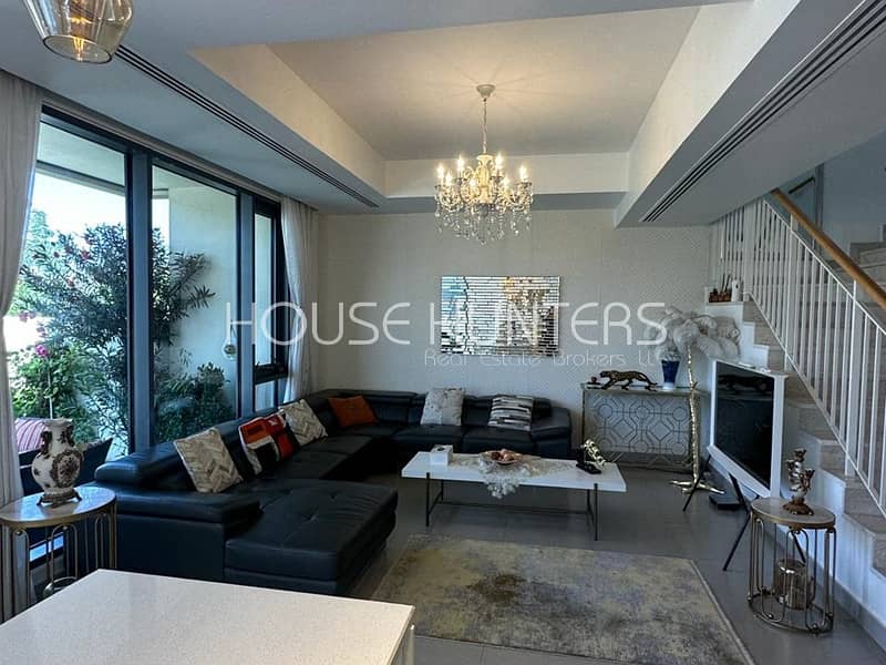 位于迪拜山庄,枫叶社区,枫叶1号公寓 4 卧室的别墅 350000 AED - 11903940 位于迪拜山庄,枫叶社区,枫叶1号公寓 4 卧室的别墅 350000 AED - 11903940