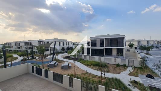 5 Bedroom Villa for Rent in Tilal Al Ghaf, Dubai - Single Row|Unfurnished |Park View |Great Community