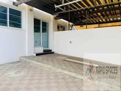 فیلا في مردف 5 غرف 175000 درهم - 11905181