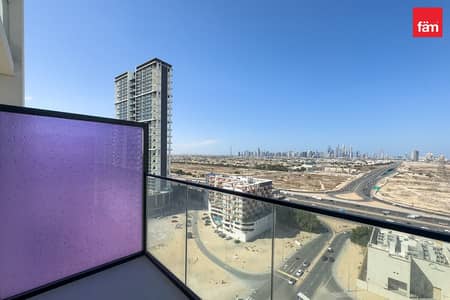 Studio for Sale in Jumeirah Village Circle (JVC), Dubai - Fitted Kitchen | Skyline View | Vacant