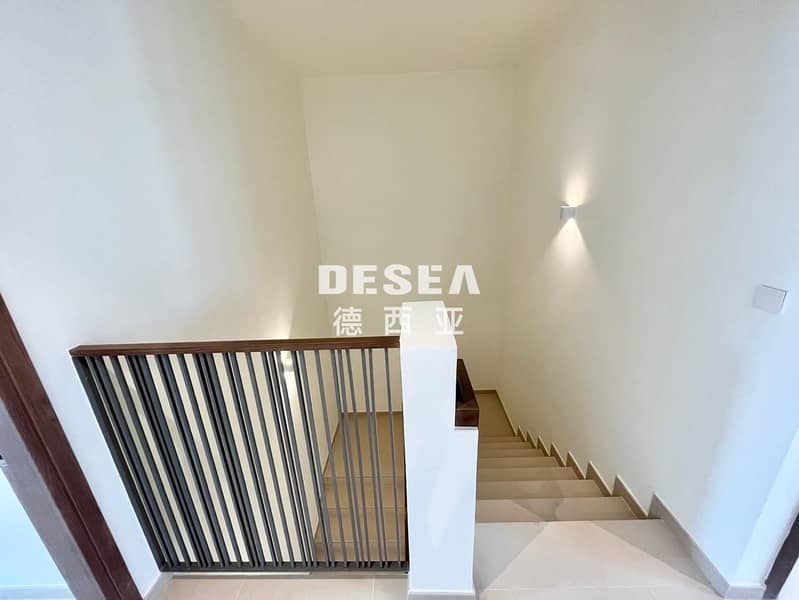 9 615718a8-395d-470d-bf27-4db179b003bf. jpg