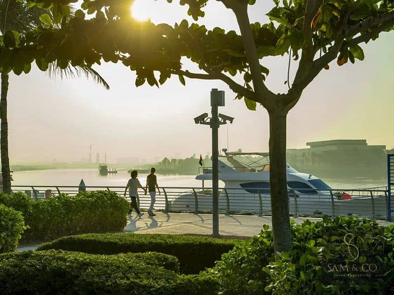 11 Marina View. jpg