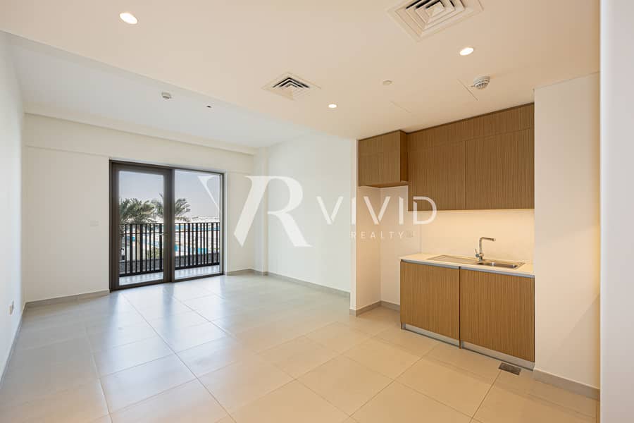 Spacious 1BHK | Chiller Free | Beach Access