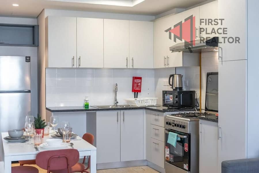 7 Kitchen. jpg