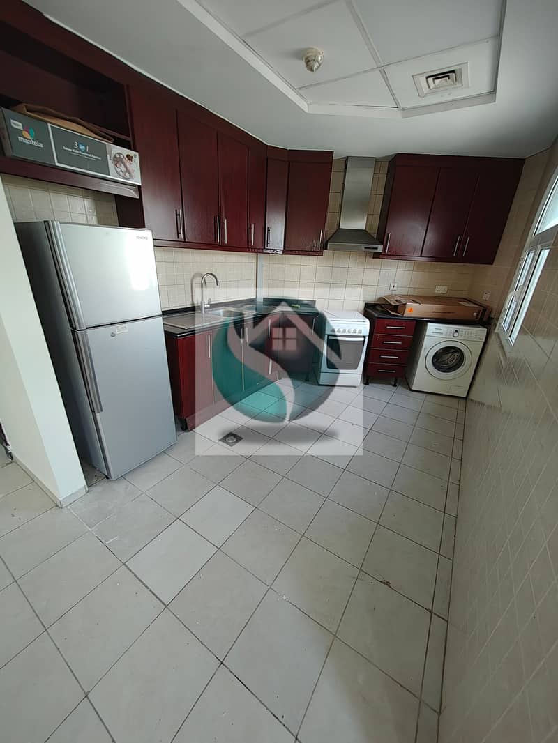 10 1000197883. jpg