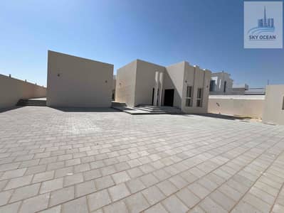 4 Bedroom Villa for Rent in Al Shamkha, Abu Dhabi - IMG_3913. jpg