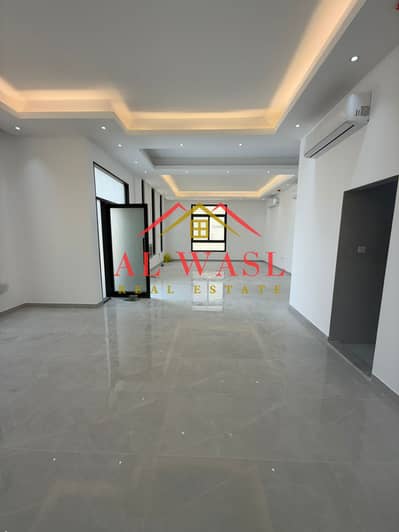 5 Bedroom Villa for Rent in Al Tay East, Sharjah - 2d955038-1f77-4753-bb0c-5a29dfd09caa. jpg