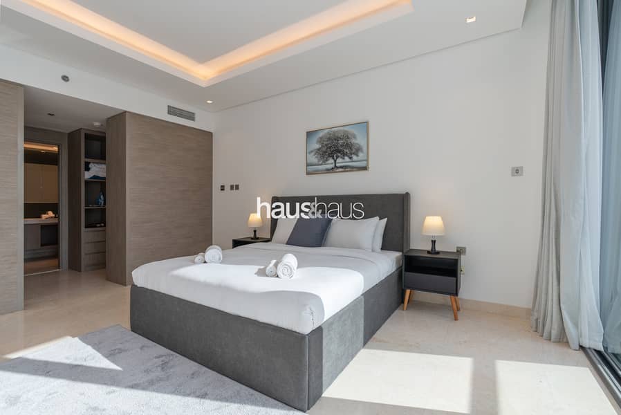 Burj Khalifa View | Contemporary 1BR | Central - Image 14