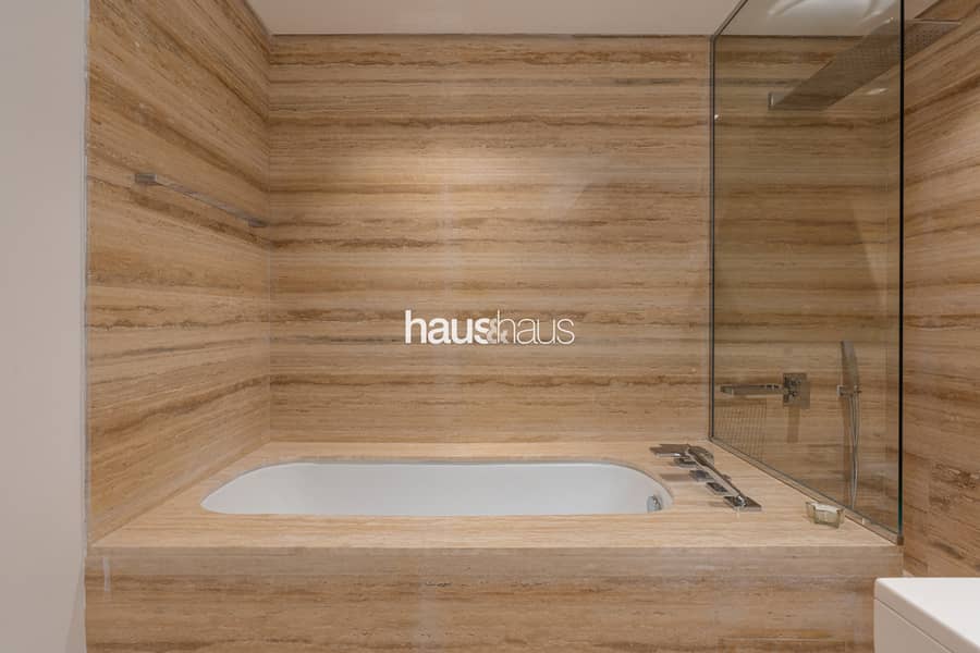 Burj Khalifa View | Contemporary 1BR | Central - Image 17