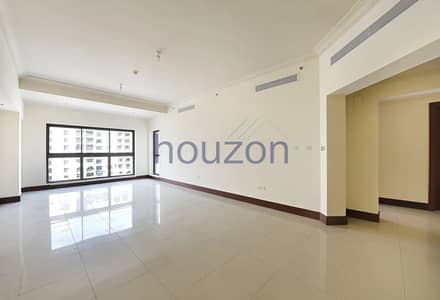 2 Bedroom Apartment for Sale in Palm Jumeirah, Dubai - 2BR+Maids | Multiple Options | Close to Beach