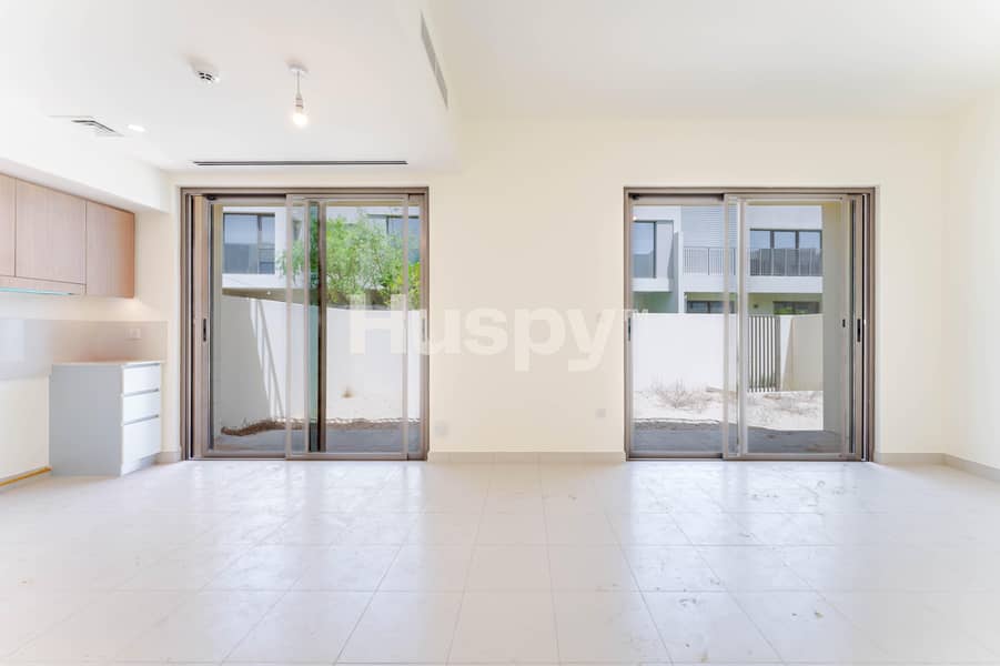 Vacant | 4 Cheques | Landscaped