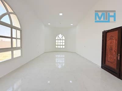 8 Bedroom Villa for Rent in Al Awir, Dubai - 6 (1). jpg
