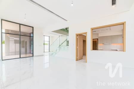 5 Bedroom Villa for Sale in Al Furjan, Dubai - Corner 5BR Villa | Large Plot | Murooj Al Furjan