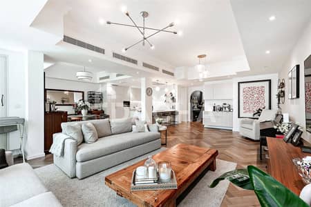 3 Bedroom Villa for Sale in Dubai Marina, Dubai - Vacant | Emaar Villa | Upgraded | Garden