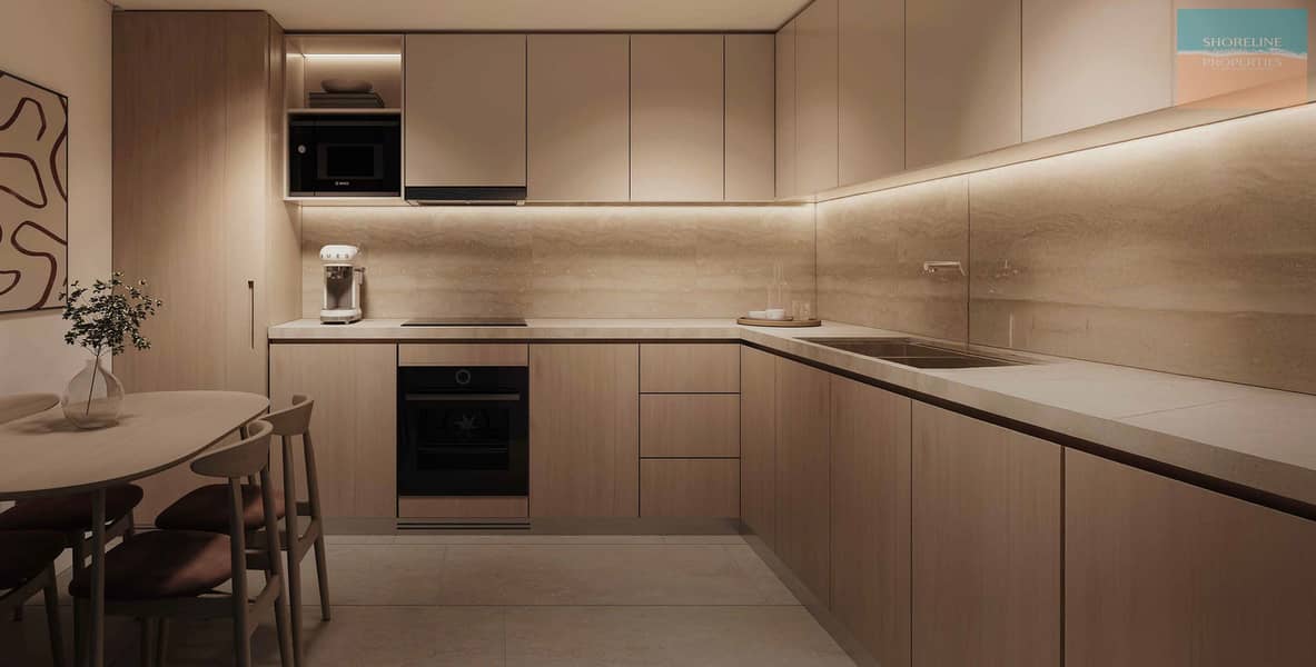 12 Kitchen. jpg