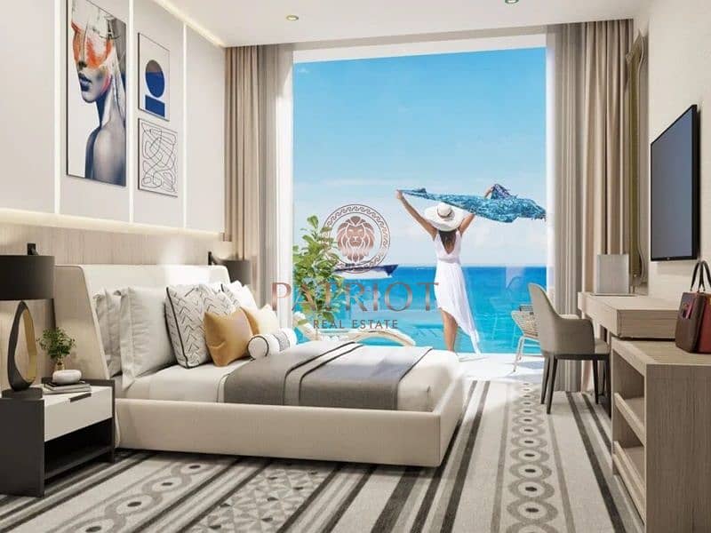 10 Nice-Standard-room-people-1024x683. jpg