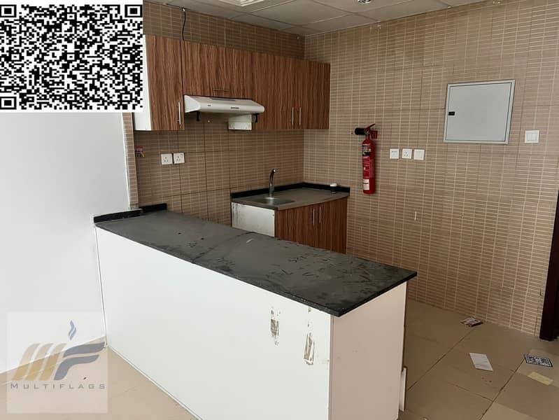 3 WhatsApp Image 2025-06-11 at 10.52. 35_8845f6d1. jpg