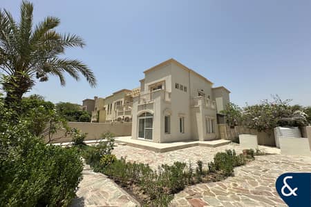 فیلا 3 غرف نوم للايجار في الينابيع، دبي - فیلا في الينابيع 11،الينابيع 3 غرف 315000 درهم - 11909981