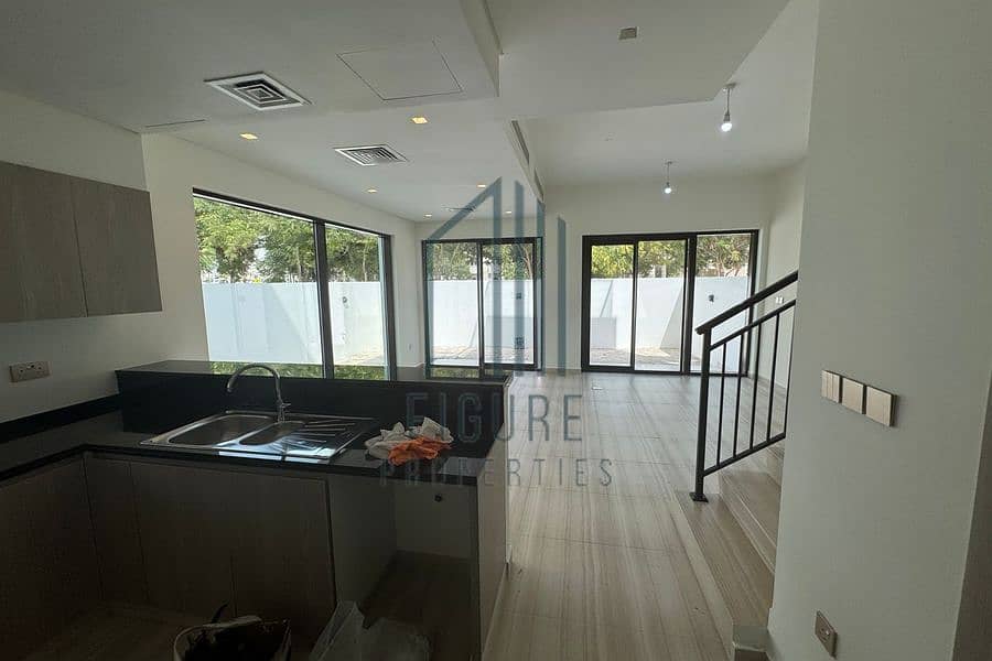 Таунхаус в Дамак Хиллс,Парк Резиденс 1, 3 cпальни, 3100000 AED - 11910241 Таунхаус в Дамак Хиллс,Парк Резиденс 1, 3 cпальни, 3100000 AED - 11910241