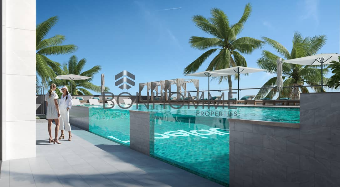 29 swimming pool. jpg