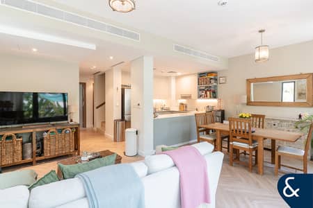4 Bedroom Townhouse for Sale in Tilal Al Ghaf, Dubai - Upgraded | Vacant on Transfer | Back to Back