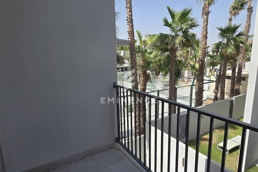 Modern Corner Townhouse | 3BR plus Maid I MAG Eye