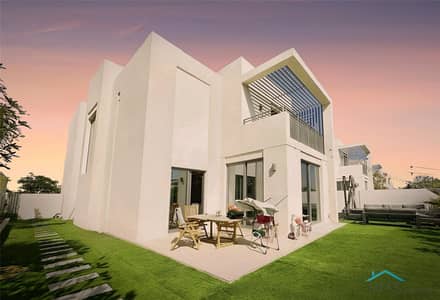 4 Bedroom Villa for Sale in Dubai South, Dubai - Beautiful Single Row 4 Bedroom | Golf + Park Views