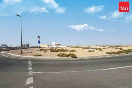 ارض سكنية  للبيع في جبل علي، دبي - ارض سكنية في سيح شعيب 1،جبل علي 3638750 درهم - 11912435