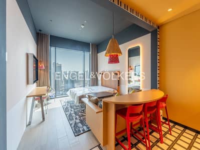 Studio for Rent in Business Bay, Dubai - Brand new | Luxurious | Canal View  | 6 Cheques