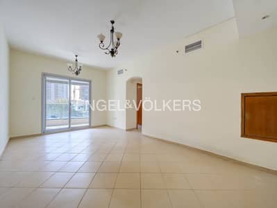 2 Bedroom Flat for Rent in Dubai Marina, Dubai - Large layout | Vacant Now | Prime Location