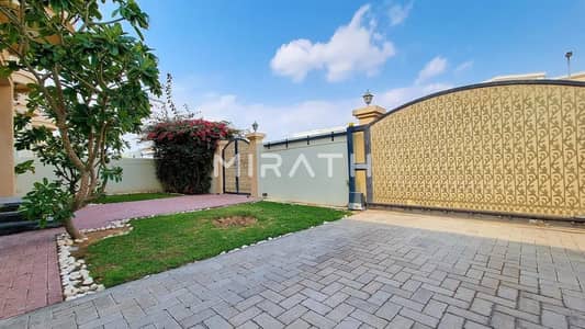 4 Bedroom Villa for Rent in Al Barsha, Dubai - faf95a06-7098-4a96-be84-7d91cddb0413. jpg