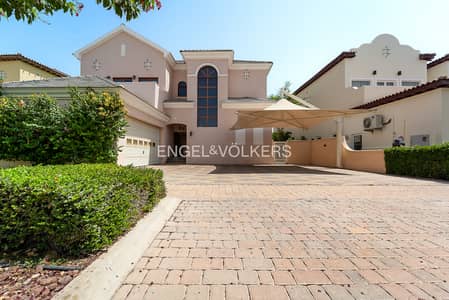 4 Bedroom Villa for Rent in Jumeirah Golf Estates, Dubai - Spacious | Prime Location | Quiet Surroundings