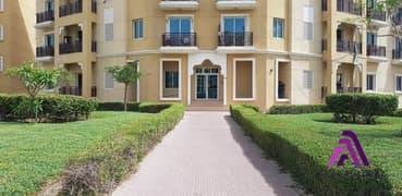 شقة في EMR-23،الحي الإماراتي،المدينة العالمية 32000 درهم - 11896539