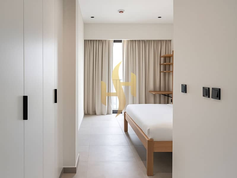 7 20250611_1525_Refined Bedroom View_remix_01jxfbpy12eecrfwdkcxcy0z98. png
