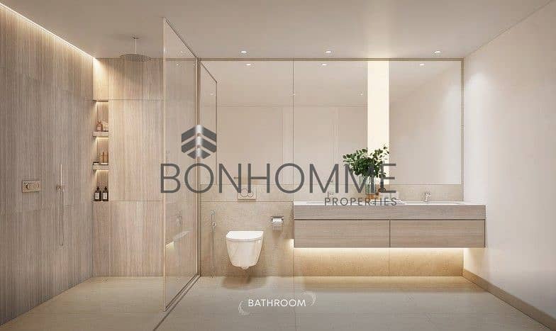 4 Bathroom. jpg