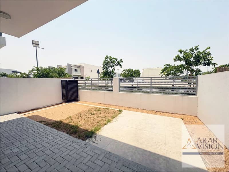 30 AYAH Townhouse  (30). jpg
