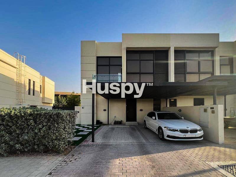Closed Kitchen | Landscaped | Large Layout Closed Kitchen | Landscaped | Large Layout