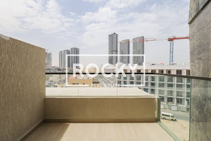 21 JVC - Mario Residence-79. JPG