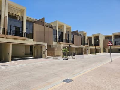 تاون هاوس 4 غرف نوم للايجار في مدينة دبي الرياضية، دبي - IMG-20240525-WA0005. jpg